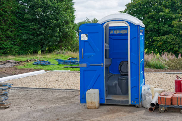 Types of Portable Toilets We Offer in Hackettstown, NJ